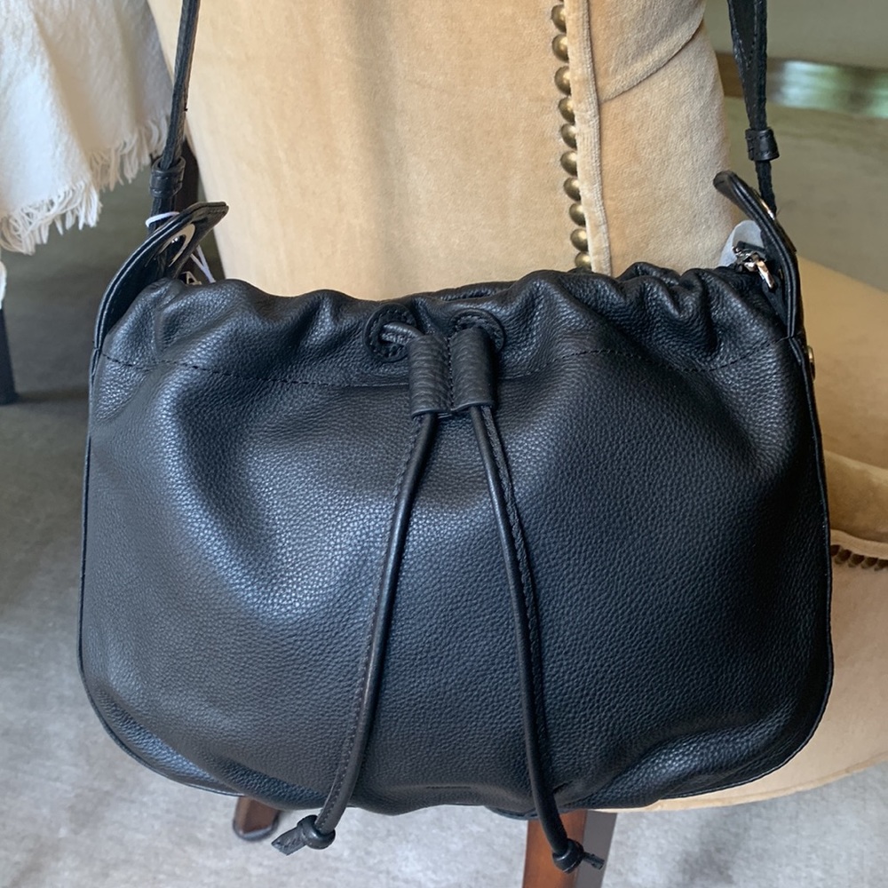 Hammitt Cooper Medium Black with Gunmetal, Like New!!! Beautiful bag